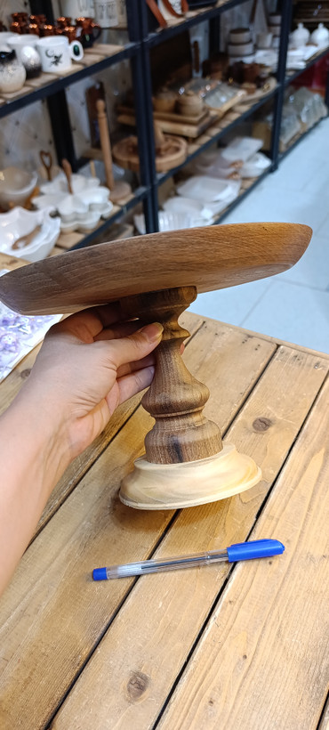 شیرینی خوری